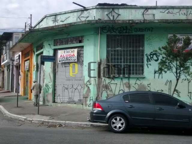 Casa comercial para alugar na Rua Carlos Gomes, 979, Santo Amaro, São Paulo por R$ 3.000