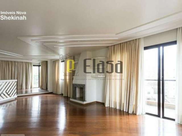 Apartamento com 4 dormitórios, 4 suítes, 4 vagas, 235,00m², em Moema, São Paulo, SP.