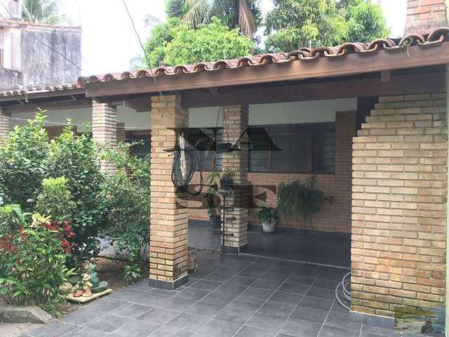 Casa à venda 3 Quartos, 3 Vagas, 336M², Indaiá, Caraguatatuba - SP