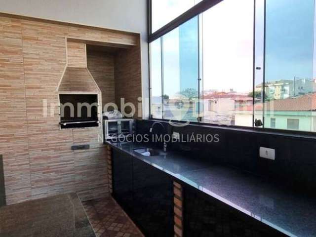 Linda casa com cobertura para a venda - 3 quartos(sendo 1 suite) 2 vagas em condominio