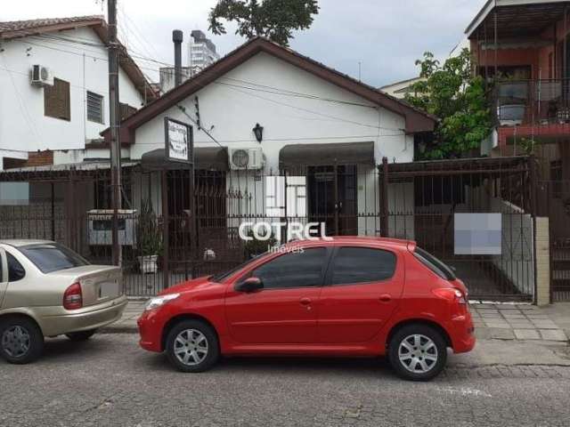 Casa para venda 2 dormitórios sendo 1 suíte, 2 vagas de garagem situada no Bairr