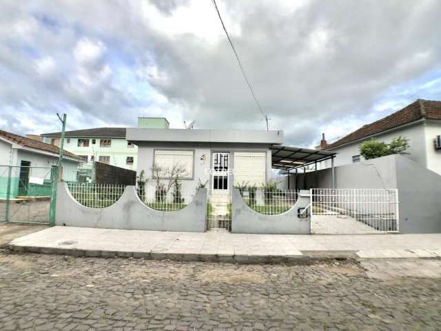 Casa 2 dormitórios e 2 vagas de garagem no Bairro Camobi localizada na cidade de