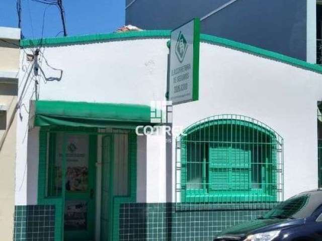 Casa comercial localizada no bairro Centro na cidade de Santa Maria -RS.