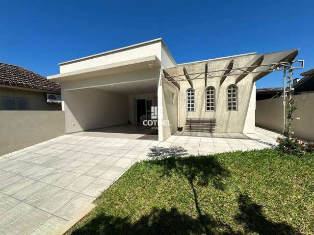 Casa para venda com 4 dormitórios 1 sendo suíte, 4 vagas de garagem situada no B