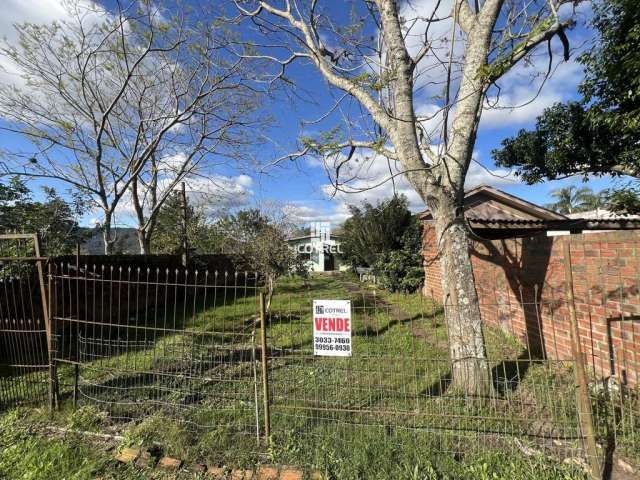 Casa para venda com 3 dormitórios no Bairro Pé de Plátano