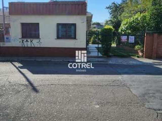 Casa para venda com 3 dormitórios no Bairro Fátima em Santa Maria/RS