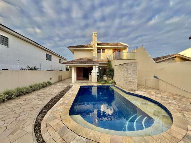 Linda casa com piscina para venda no Bairro São José