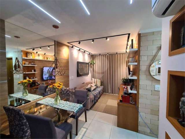 Apartamento com 2 quartos à venda em Centro - RJ