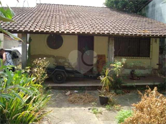 Casa térrea com 3 quartos à venda em Itaipu - RJ