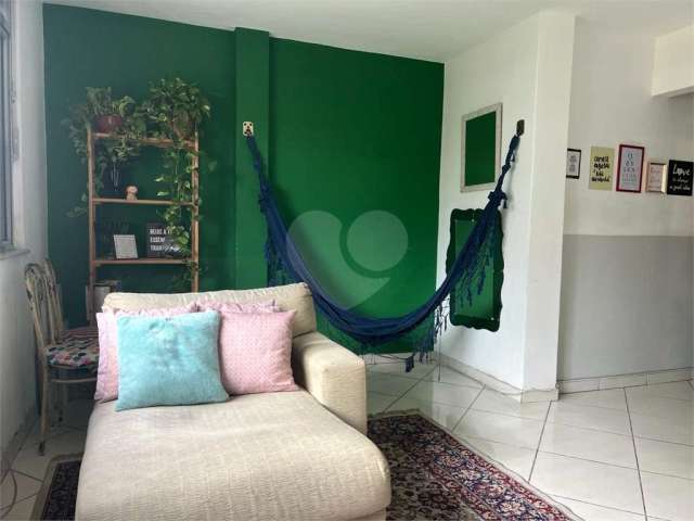 Apartamento com 3 quartos à venda em Vital Brazil - RJ