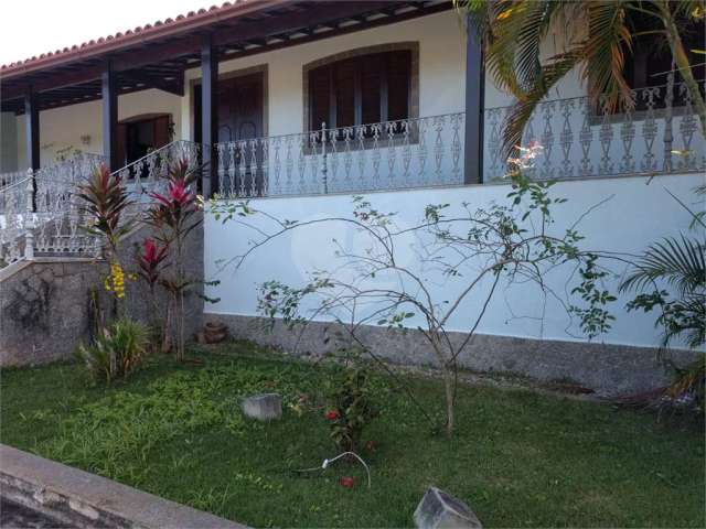 Casa com 4 quartos à venda em Piratininga - RJ