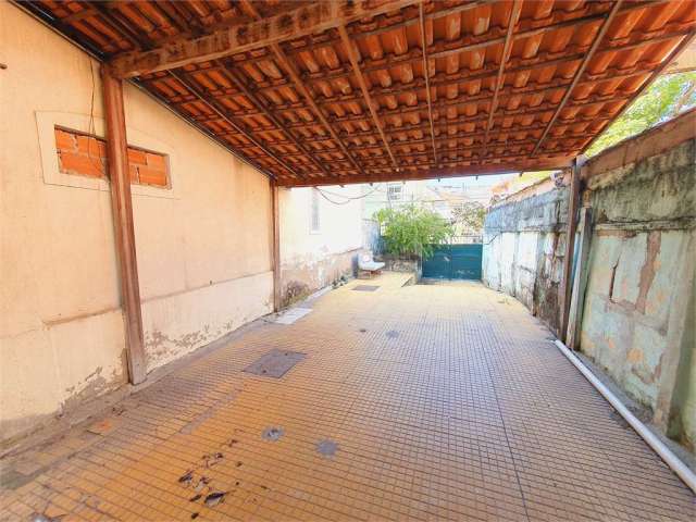 Vendo (à vista) casa na Rua Pereira Carneiro, ponto nobre da Ponta D Areia R$ 460.000,00