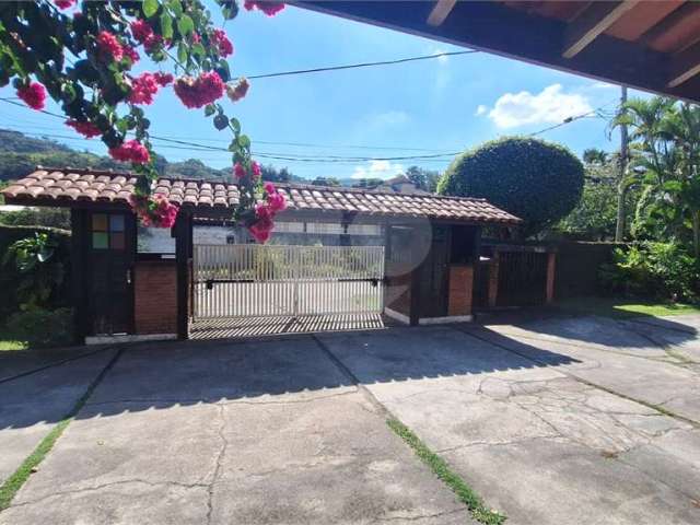 Linda casa duplex em itaipu