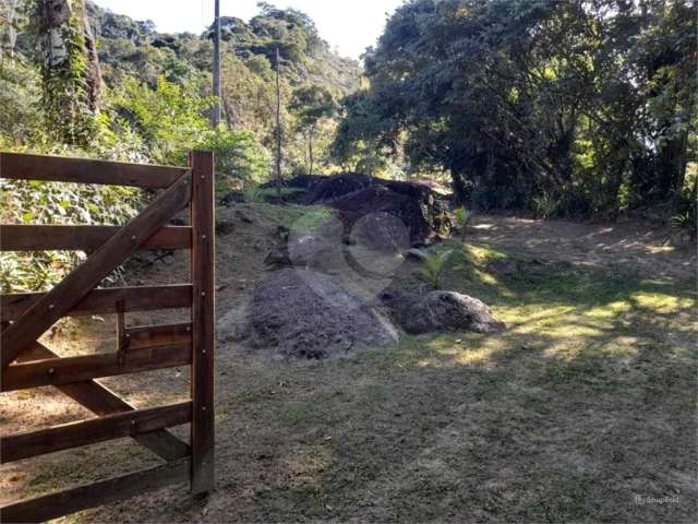 Área de Terra à venda em Aldeia Velha - RJ