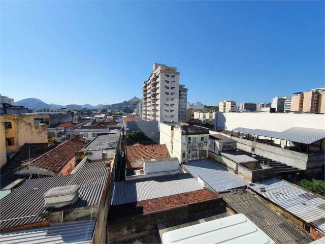 Apartamento com 2 quartos à venda em Centro - RJ