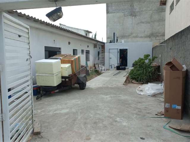 Casa com 2 quartos à venda em Rasa - RJ