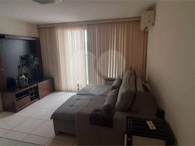 Apartamento com 2 quartos à venda em Santana - RJ