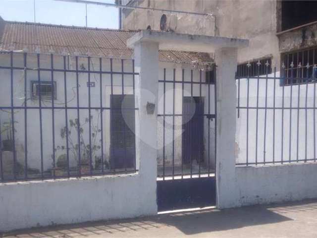 Casa com 2 quartos à venda em Centro - RJ