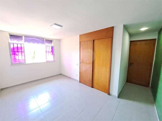 Apartamento com 2 quartos à venda em Icaraí - RJ