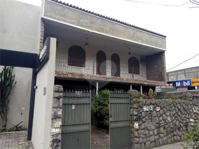 Casa com 3 quartos à venda em São Francisco - RJ