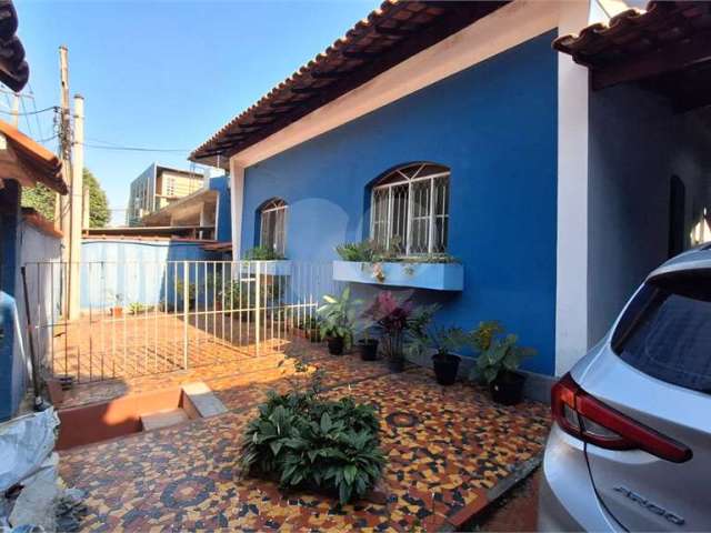 Casa com 4 quartos à venda em Barreto - RJ