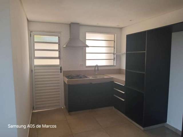 Casa para Venda em Nova Odessa, Jardim Marajoara, 2 dormitórios, 2 banheiros, 2 vagas