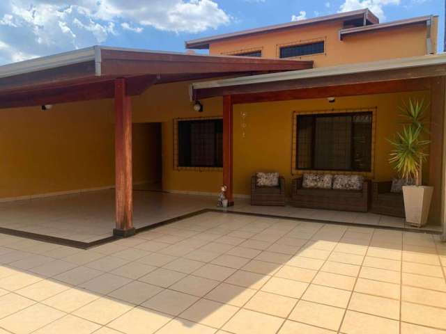 Casa para Venda em Nova Odessa, Jardim Santa Rosa, 3 dormitórios, 1 suíte, 3 banheiros, 4 vagas