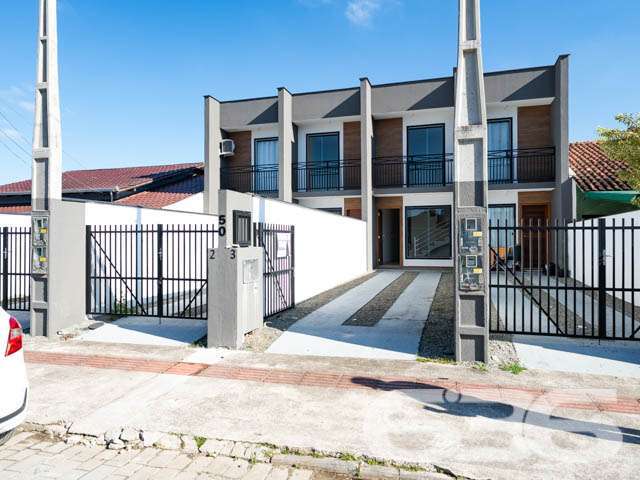 Casa | Joinville | Adhemar Garcia