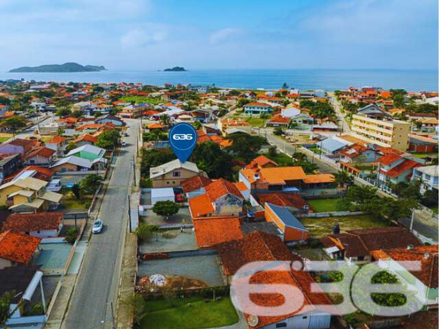 Casa | Balneário Barra do Sul | Salinas