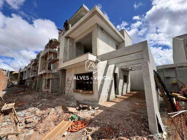 Casa em condomínio fechado com 3 quartos à venda na Rua Doutor Euzébio de Oliveira, 254, Uberaba, Curitiba por R$ 729.000