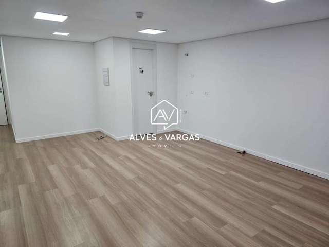 Sala comercial à venda na Avenida Sete de Setembro, 2451, Rebouças, Curitiba por R$ 395.000