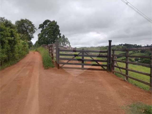 Linda chacara em calda minas gerias com casa grande e vista panoramica