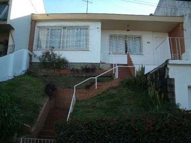 CASA 3D no bairro MENINO DEUS em Porto Alegre