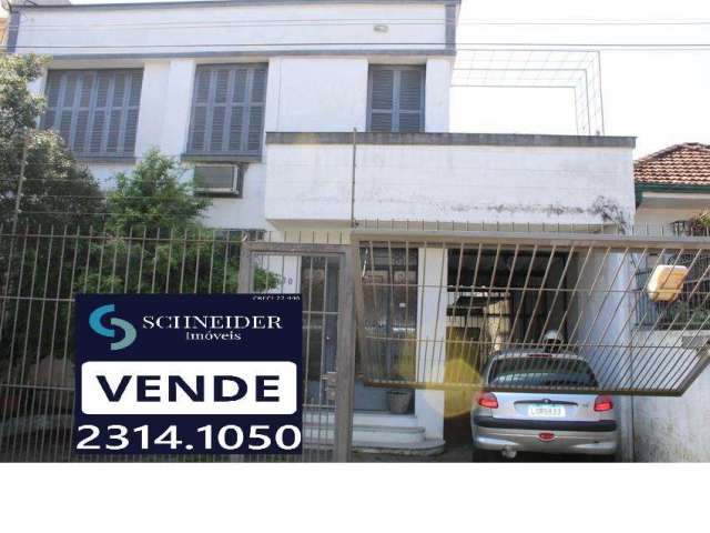 CASA 4D no bairro Medianeira em Porto Alegre