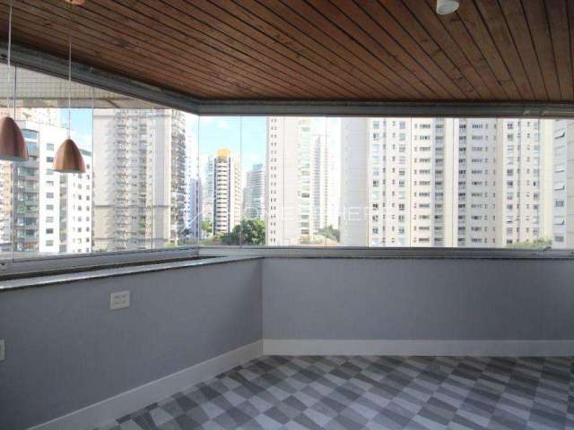 Moema Golden Park Apartamento na Avenida Juriti, 165, Moema em São Paulo. Apartamento à venda, reformado, 244 m², terraço integrado, 3 suíte e 3 vagas