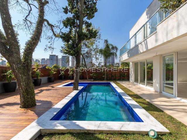 Porto Fino | Casa em condomínio fechado, living voltado para o amplo jardim com piscina, 4 suítes. Região arborizada e segura na Rua Zacarias de Gois. Condomínio Porto Fino Brooklin Velho