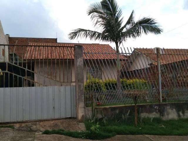 Casa para Venda em Maringá, Jardim Diamante, 2 dormitórios, 1 banheiro, 1 vaga