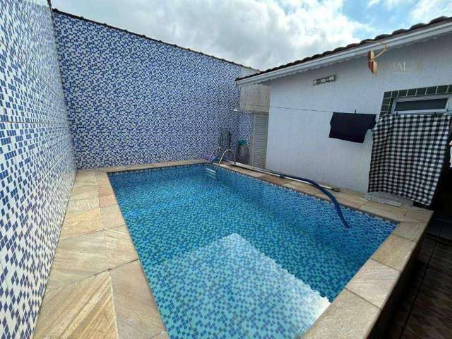 Casa isolada 3 dormitorios com piscina no Maracanã, Praia Grande - SP