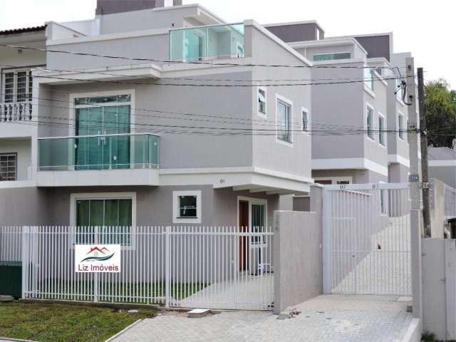 Sobrado com 3 quartos e de frente pra rua com 110m²