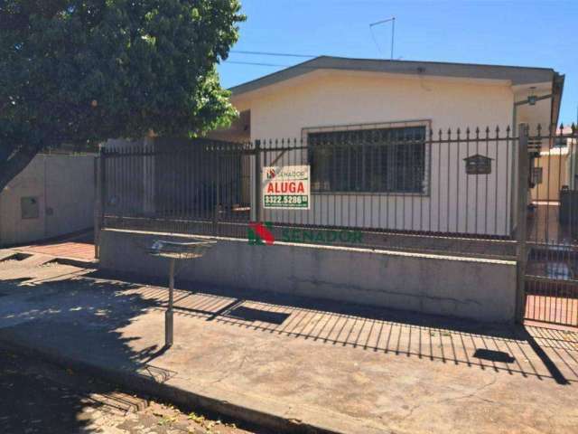 Casa com 4 dormitórios para alugar, 332 m² por R$ 3.500/mês - Califórnia - Londrina/PR