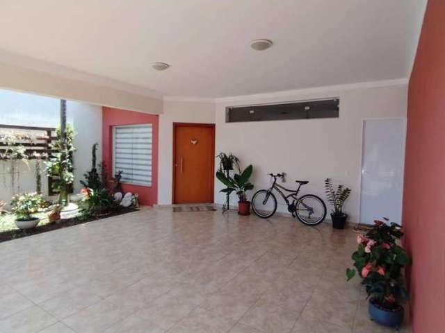 Casa com 3 dormitórios à venda, 129 m² por R$ 780.000,00 - Cond. Convívio São Francisco - Piracicaba/SP
