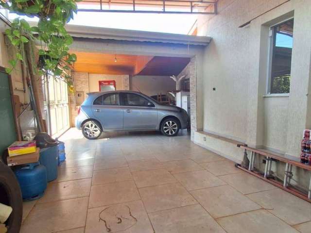 Casa com 4 dormitórios à venda, 207 m² por R$ 555.000 - Loteamento São Francisco - Piracicaba/SP