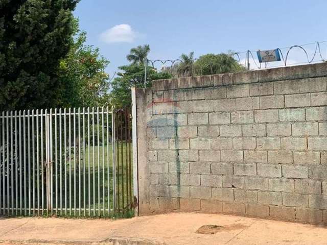 Terreno à venda com 2.895,65m² por R$ 1.100.000 em Cabreúva