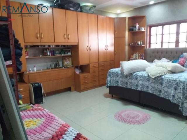 Casa com 3 Quartos à venda, 200m² - Novo Cambuí