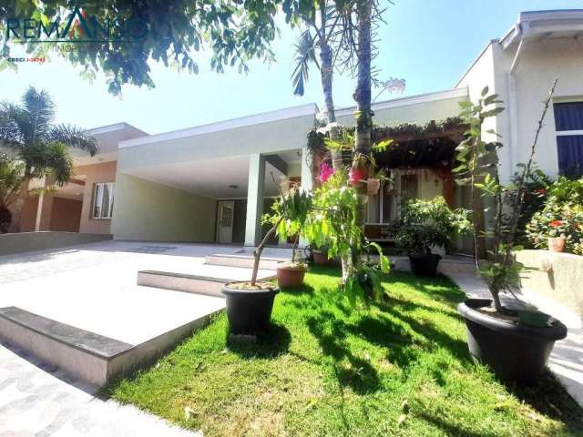 Casa com 3 Quartos à venda, 250m² - Condomínio Golden Park