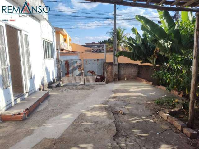 Casa com 2 Quartos à venda, 250m² - Jardim São Jorge