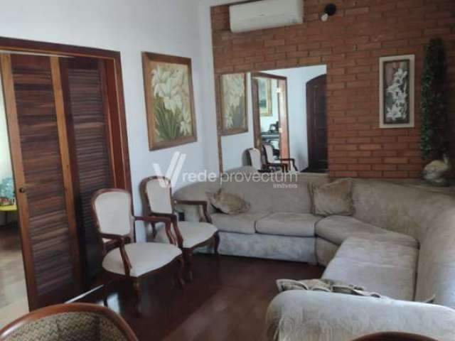 Casa com 4 quartos à venda na Rua Americana, 355, Jardim Novo Campos Elíseos, Campinas, 193 m2 por R$ 579.000