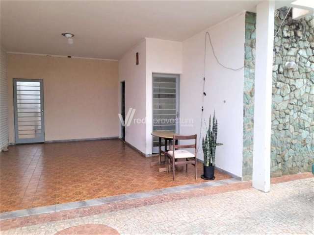 Casa com 3 quartos à venda na Rua El Salvador, 128, Jardim Nova Europa, Campinas, 208 m2 por R$ 625.000