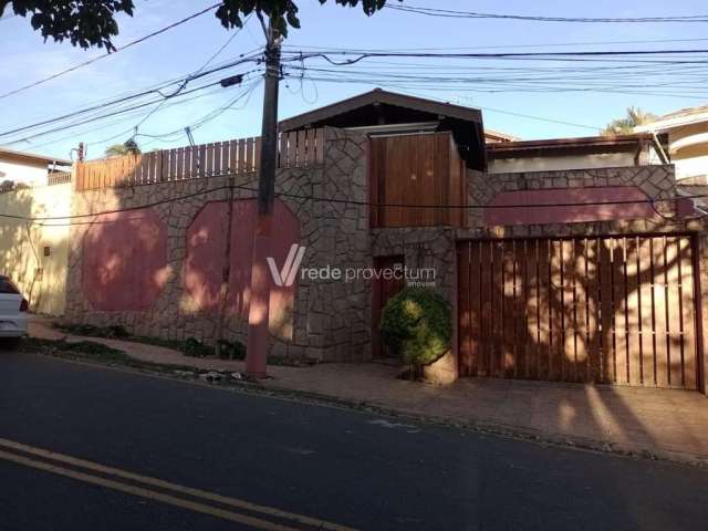 Casa com 4 quartos à venda no Jardim das Paineiras, Campinas , 299 m2 por R$ 1.300.000