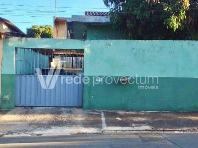 Casa com 5 quartos à venda na Clara Nunes, 80, Jardim São Bento, Hortolândia, 240 m2 por R$ 370.000